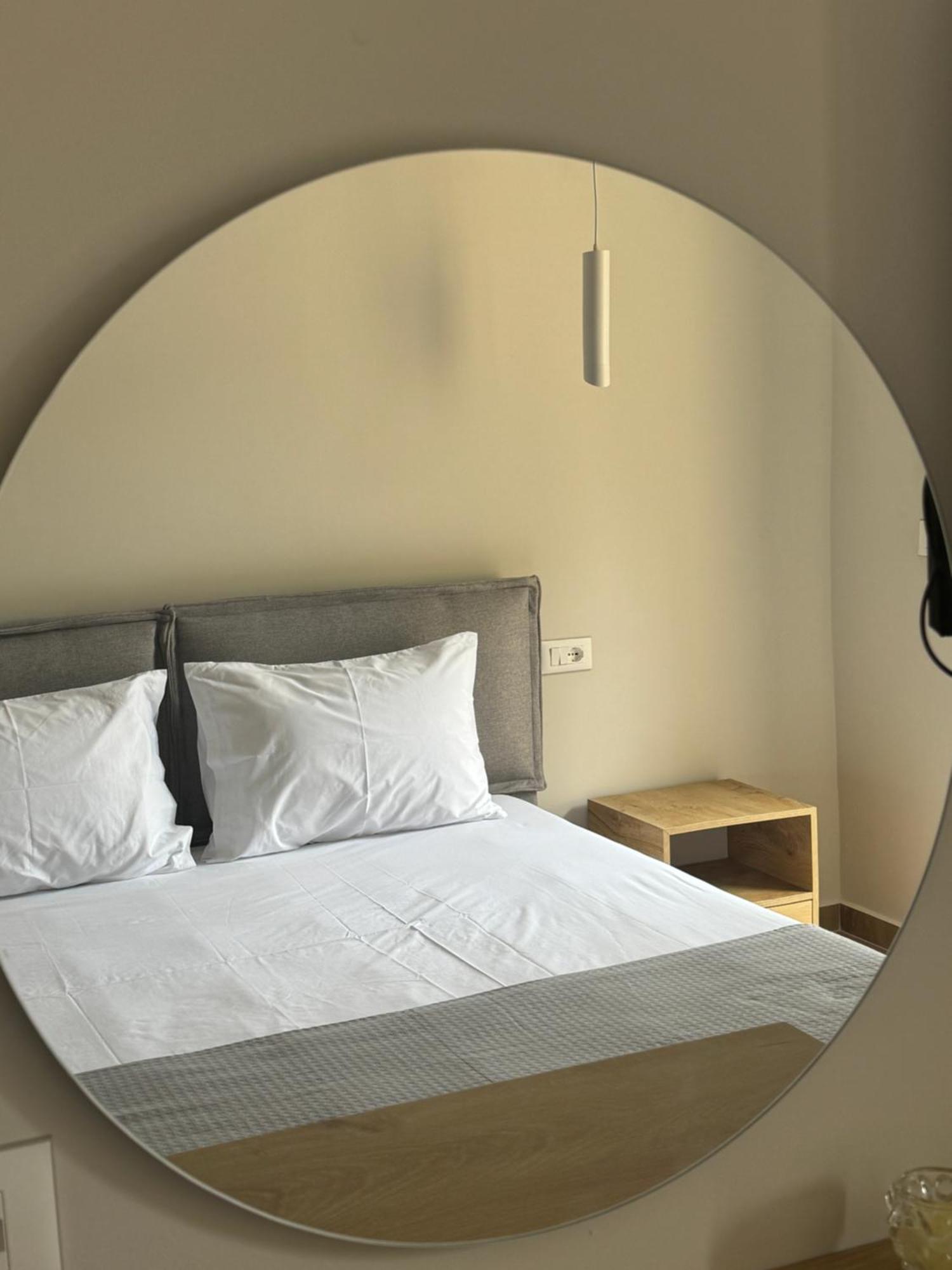 Ion Rooms Himare Exterior photo