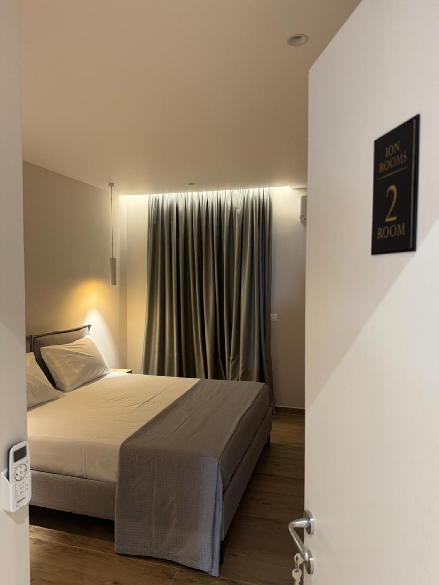 Ion Rooms Himare Exterior photo