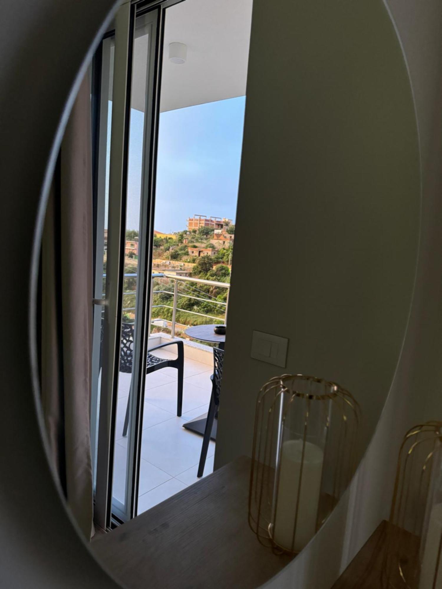 Ion Rooms Himare Exterior photo